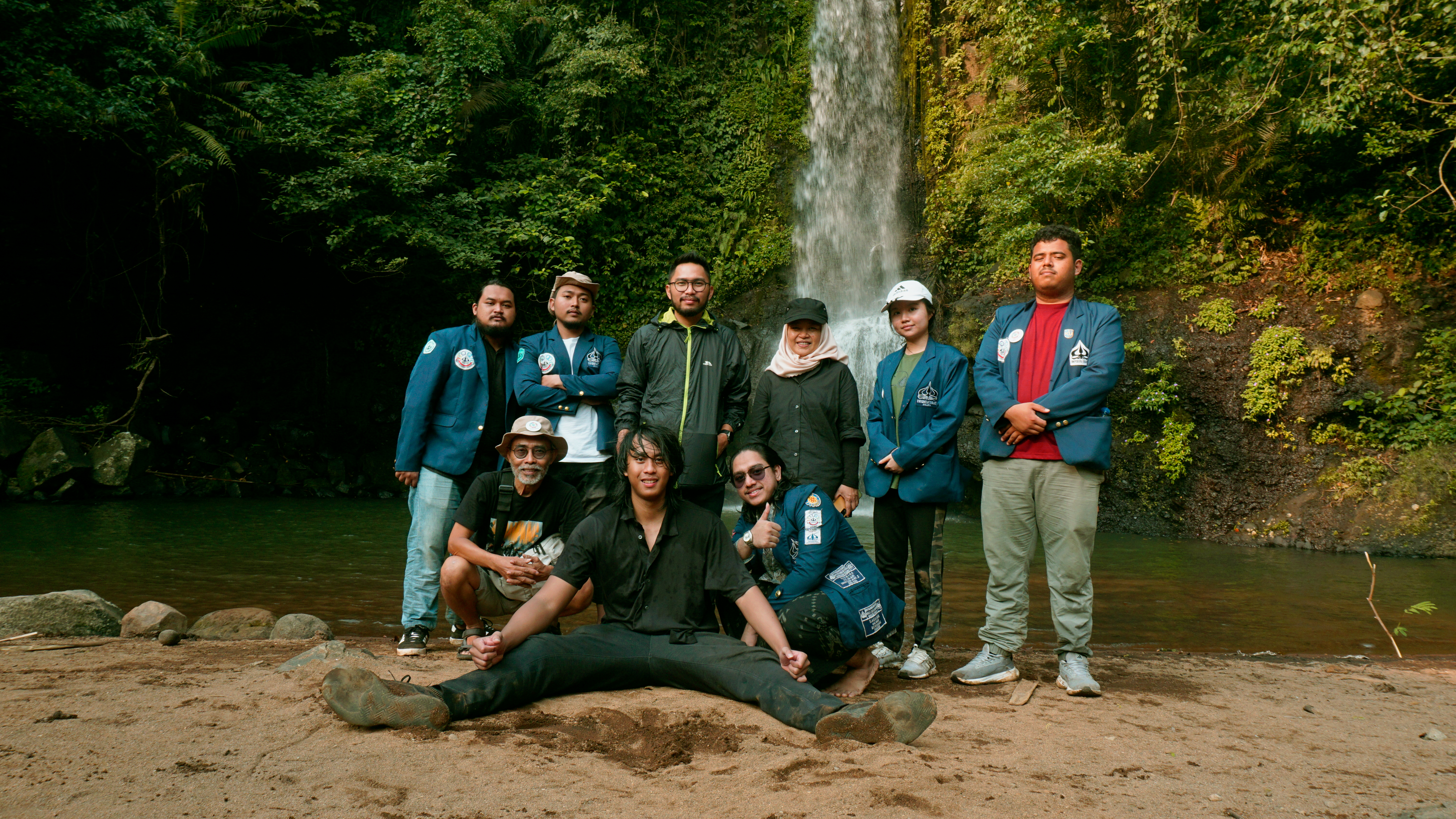 Foto utama